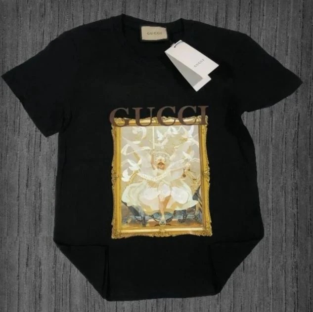 The Essential Guide to Women’s Tees: Comfort, Style, and&nbsp;Quality